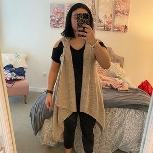 Old navy sweater vest